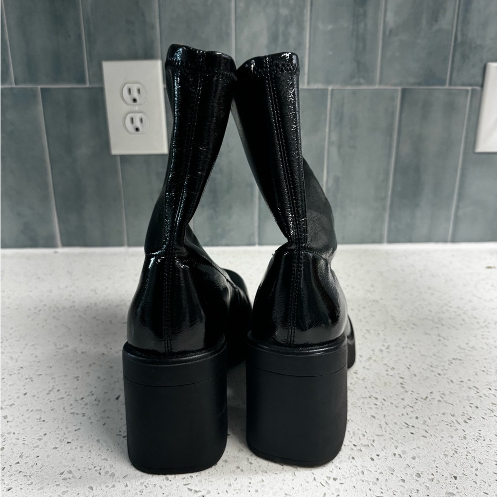 Black Heeled Boots with Chunky Block Heel - Picture 4 of 5
